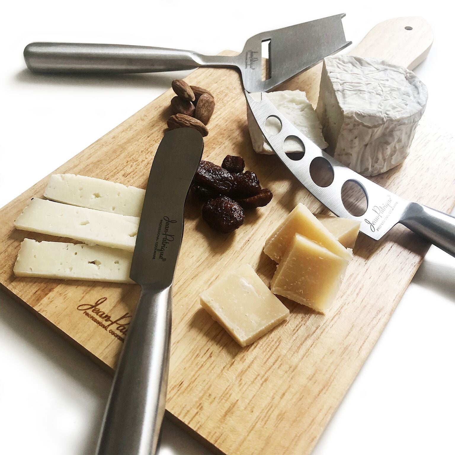3-Piece Cheese Knife Set with Traditional Cheese Board