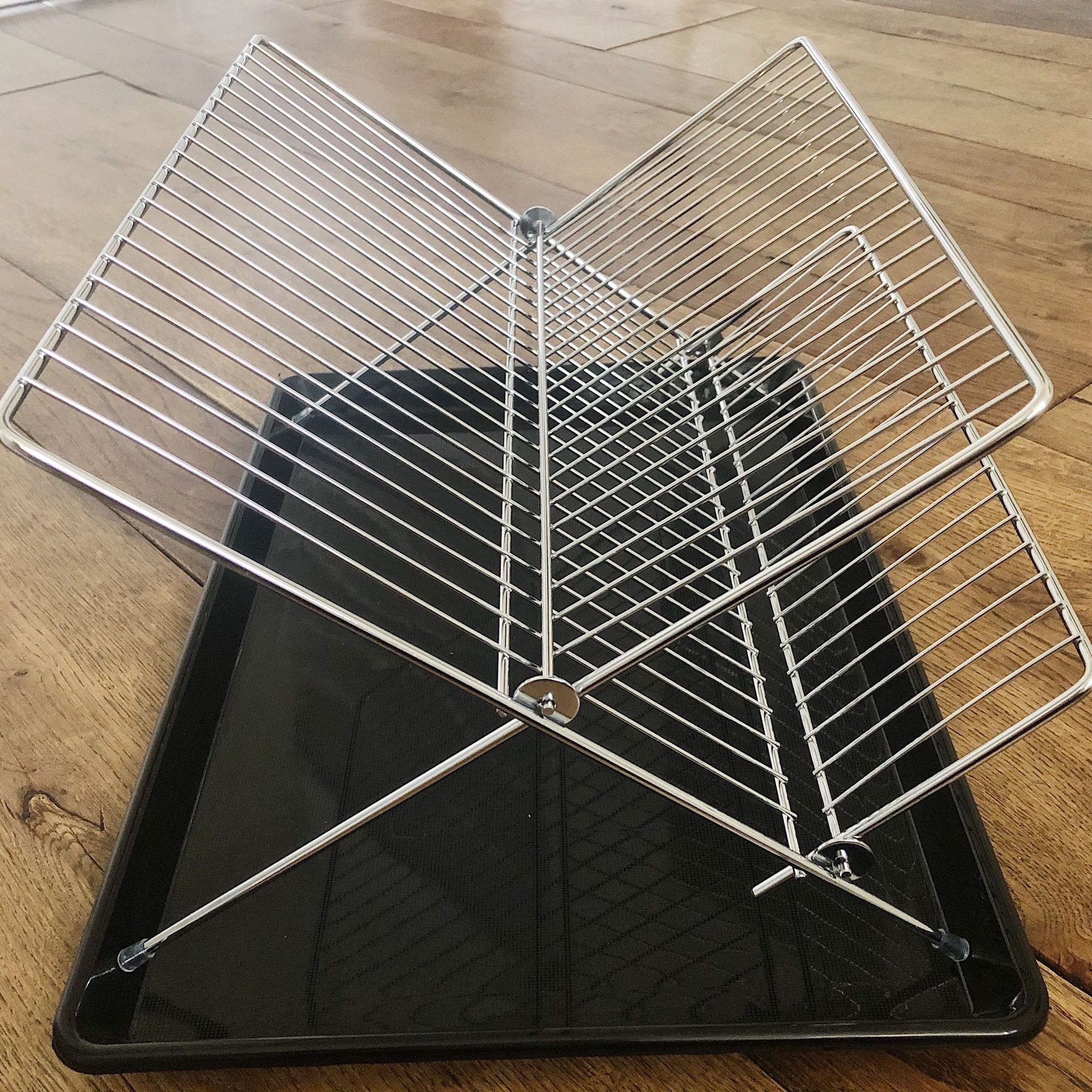 Folding Dish Drainer with Tray