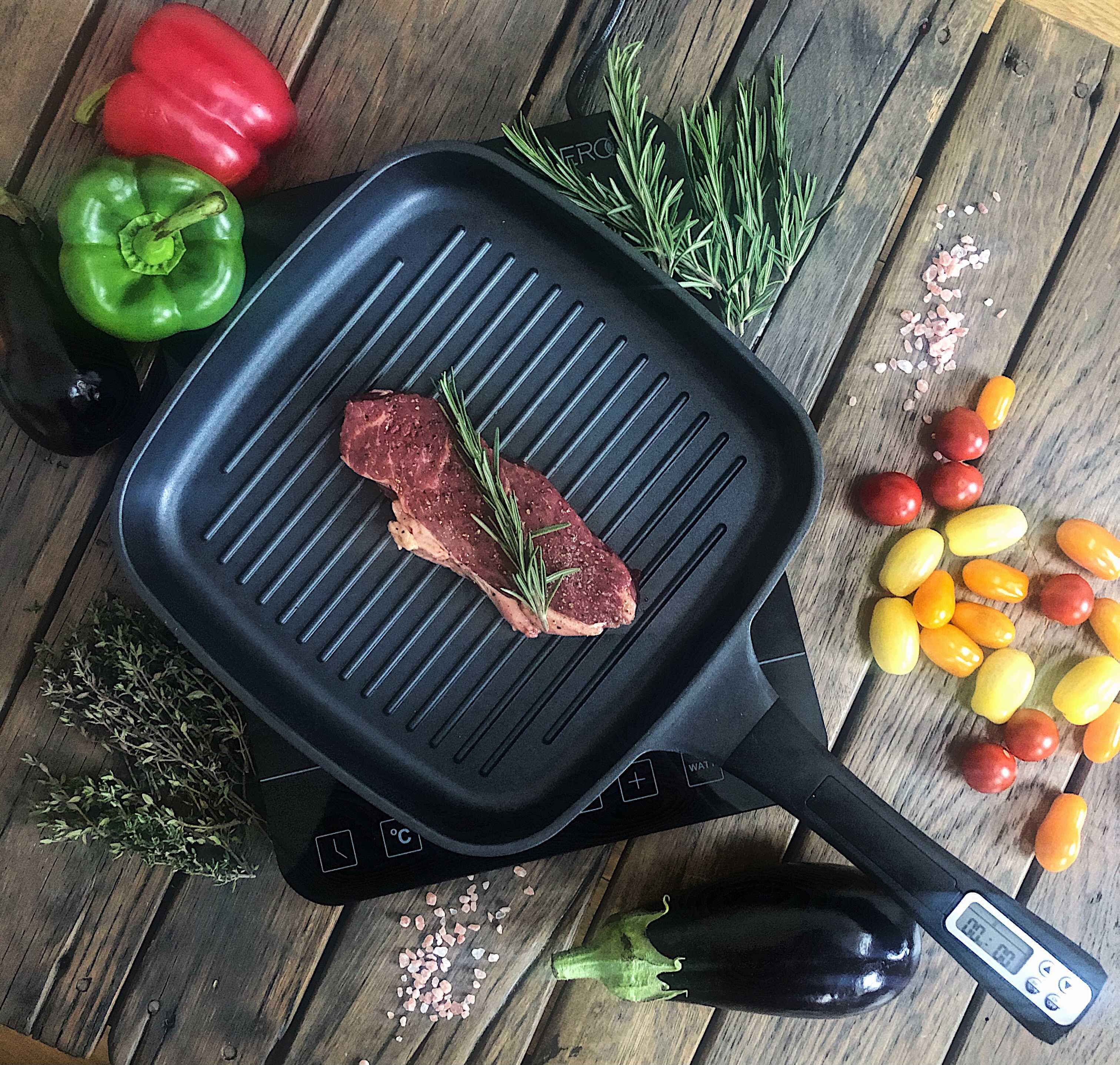 The Meat Master - Smart Griddle Pan with Built-in Thermometer