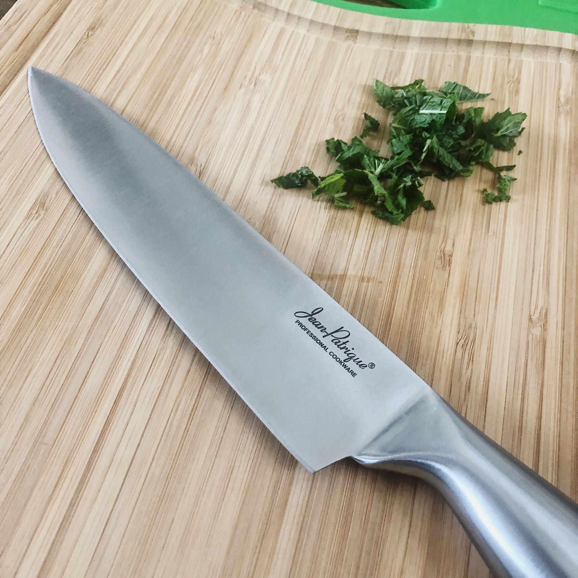 Chopaholic Professional Chef's Knife - 8 Inch