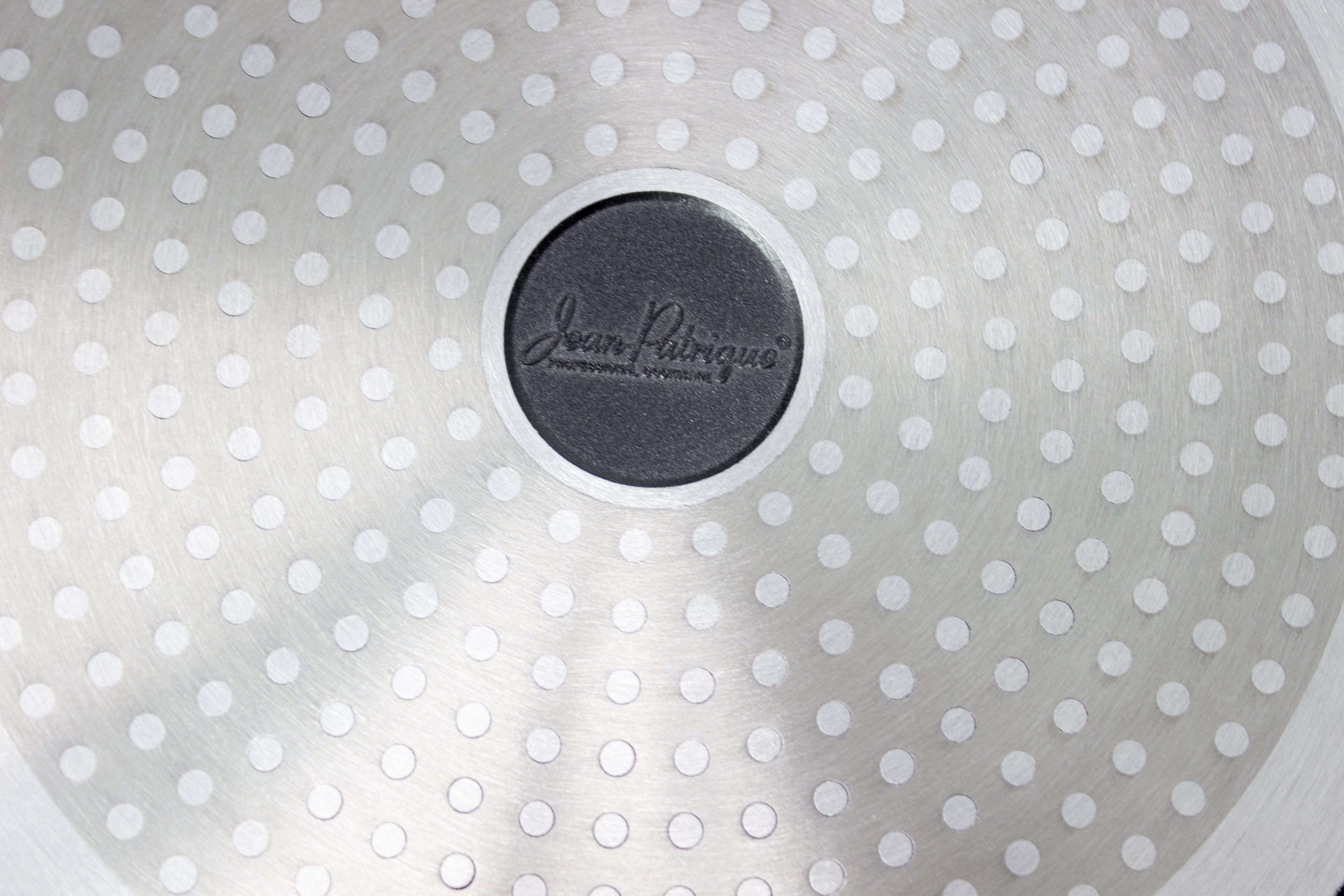 The Griddle Me This Cast Aluminium Griddle Plate & 6 Stainless Steel Skewers