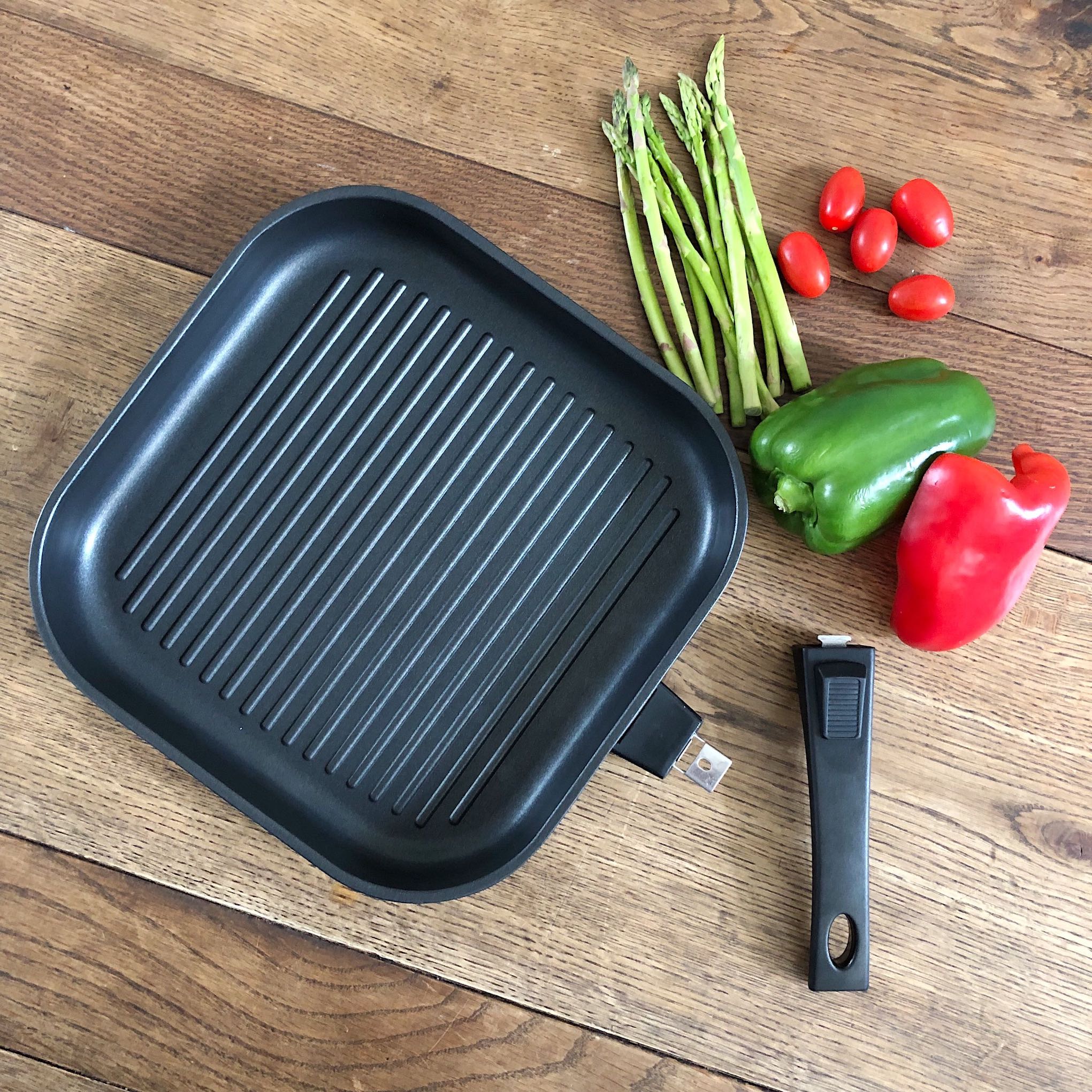 The Anything Pan - Non-stick Griddle Pan with Detachable Handle