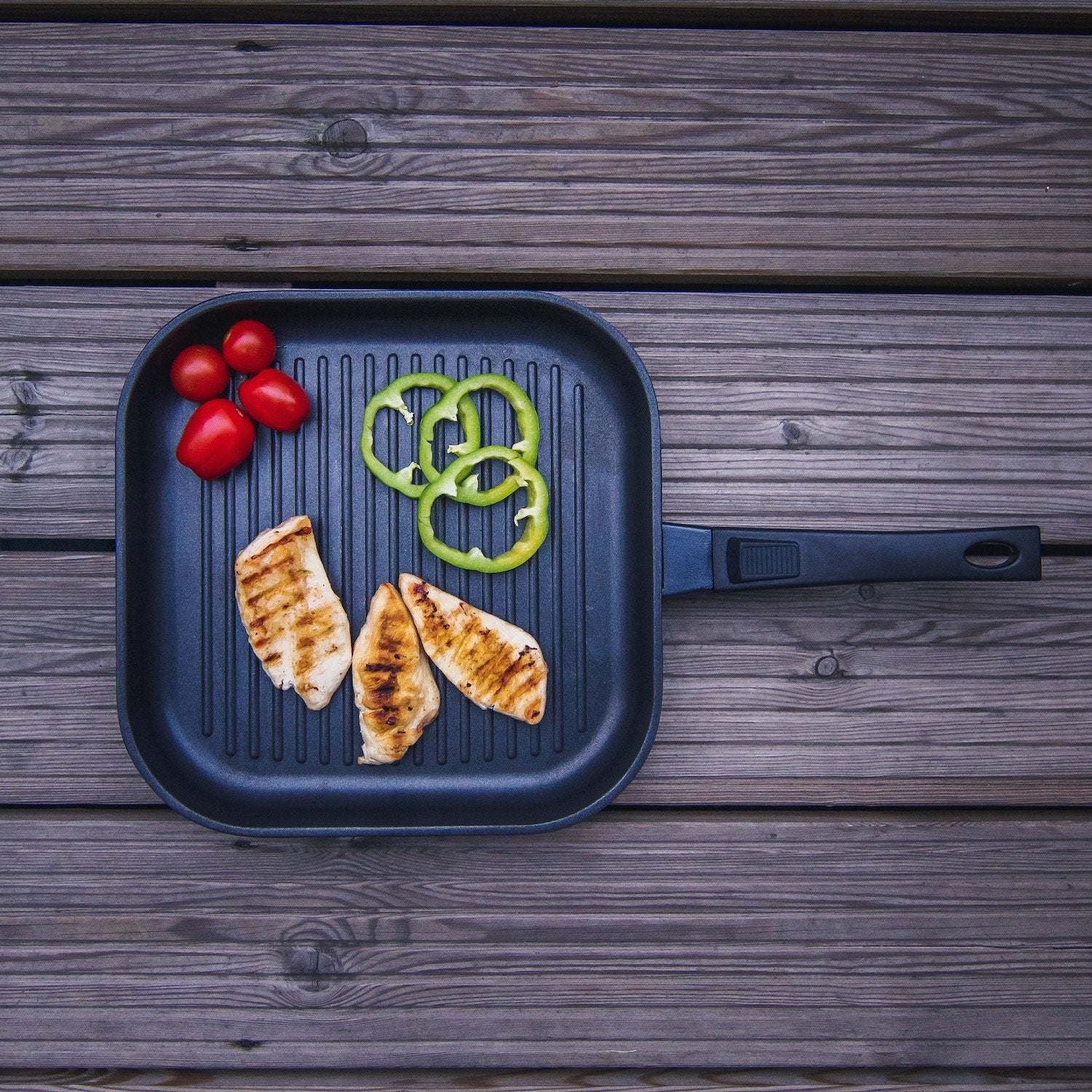The Anything Pan - Non-stick Griddle Pan with Detachable Handle