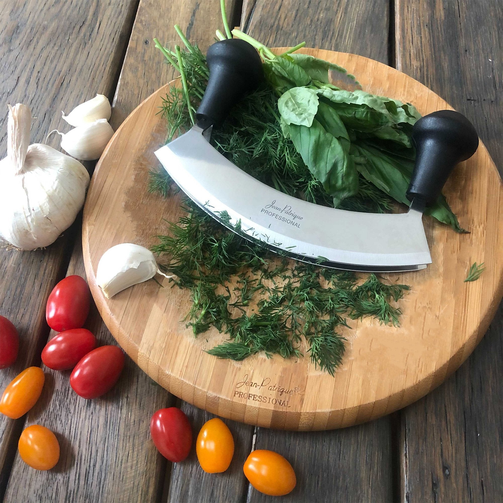 Jawanfu Salad Chopper, Double Balde, Ultra Sharp Mezzaluna Mincing Knife  for Chopped Salad, Easy Chopping Wood Handle Salad Cutter for Salad Bowl