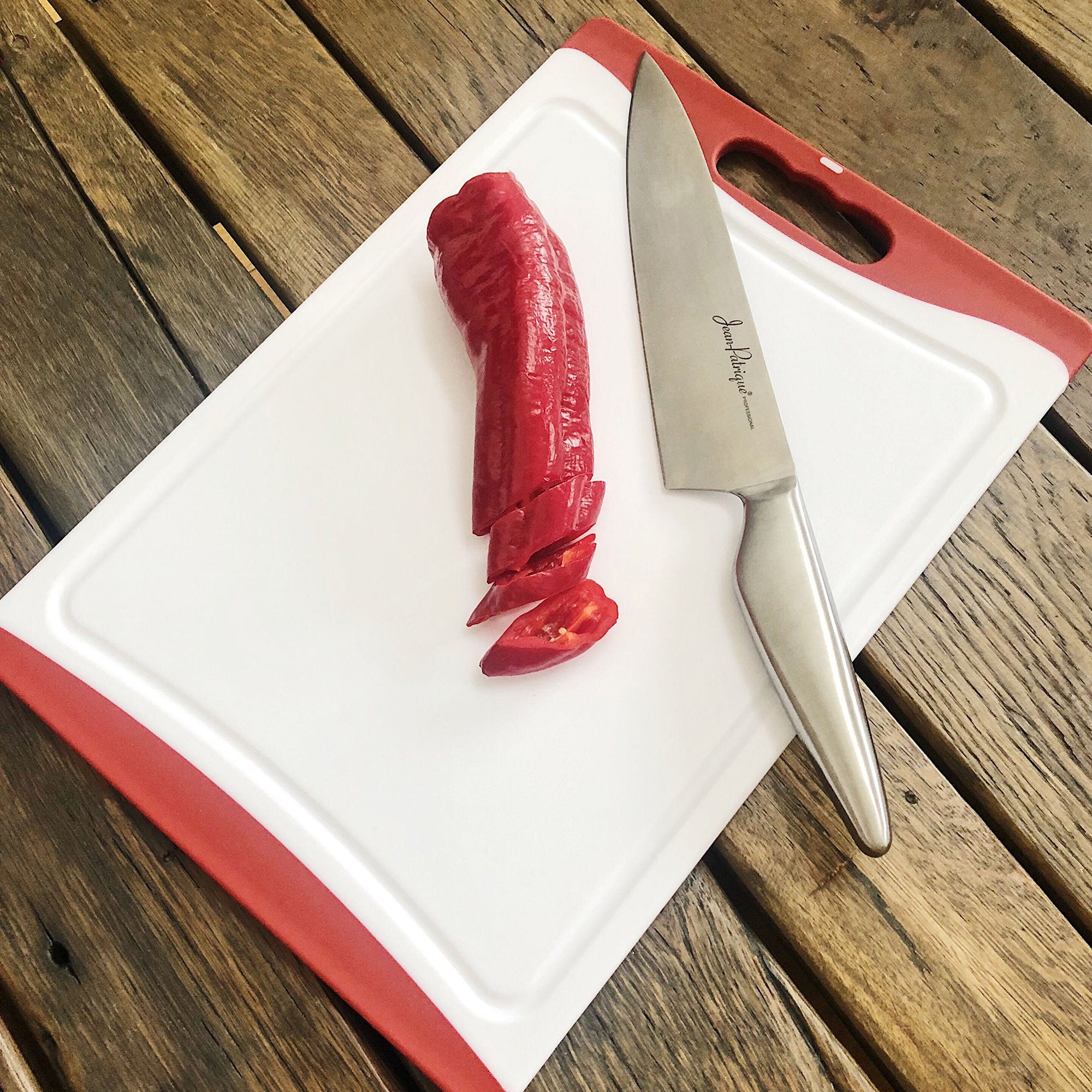 Medium Plastic Chopping Board - Red 14.1 Inch